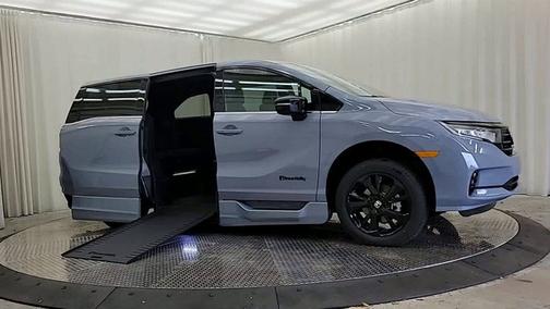 2024 Honda Odyssey Sport