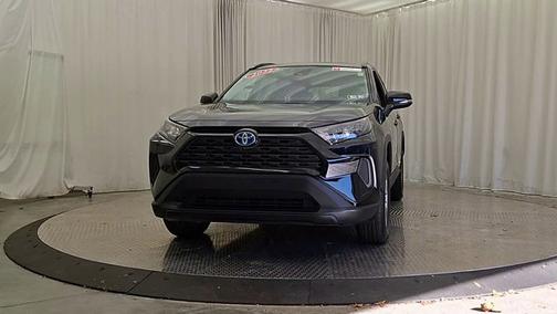 2022 Toyota RAV4 Hybrid LE