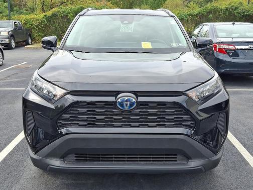 2022 Toyota RAV4 Hybrid LE