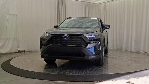 2022 Toyota RAV4 Hybrid LE