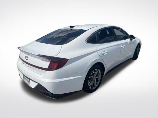 Quartz White 2022 Hyundai SONATA SEL
