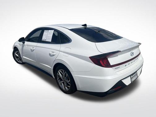 Quartz White 2022 Hyundai SONATA SEL