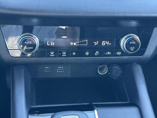 2024 Mitsubishi Outlander ES