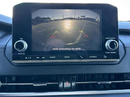 2024 Mitsubishi Outlander ES