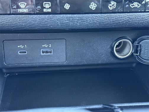 2024 Mitsubishi Outlander ES