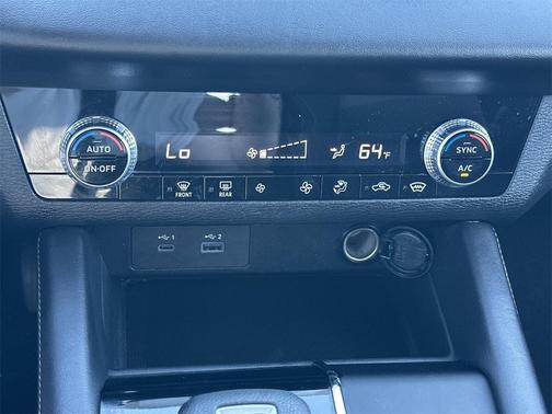 2024 Mitsubishi Outlander ES