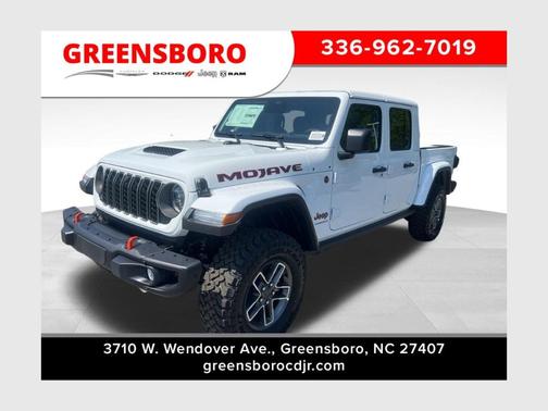 Bright White Clearcoat 2026 Jeep Gladiator Mojave