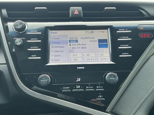 2020 Toyota Camry SE