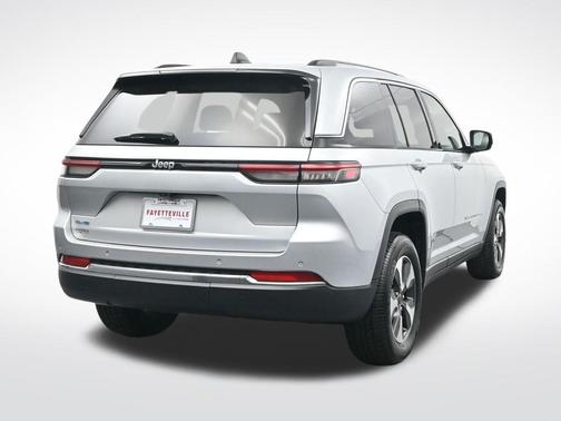 Silver Zynith 2024 Jeep Grand Cherokee 4xe Base