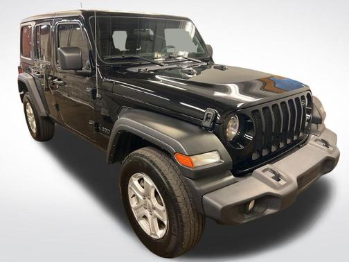 Black Clearcoat 2022 Jeep Wrangler Unlimited Sport