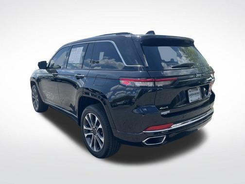 Diamond Black 2023 Jeep Grand Cherokee Overland