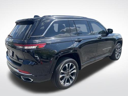 2023 Jeep Grand Cherokee Overland
