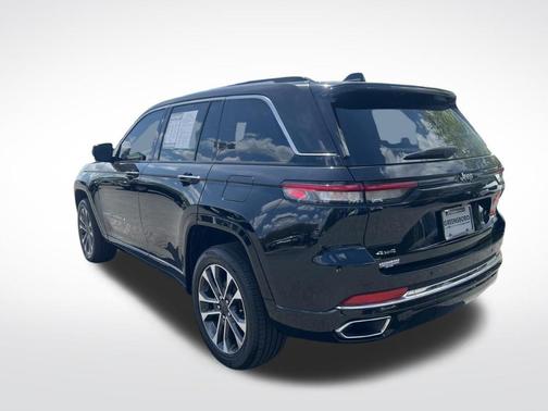 2023 Jeep Grand Cherokee Overland