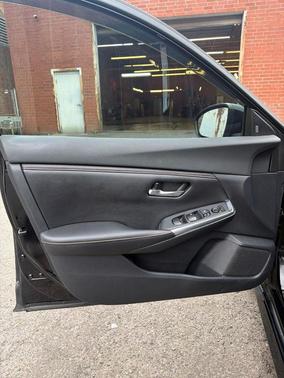 Black 2020 Nissan Sentra SR