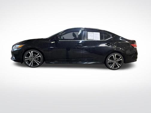 Black 2020 Nissan Sentra SR