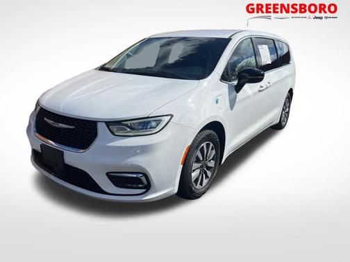 2024 Chrysler Pacifica Hybrid Select