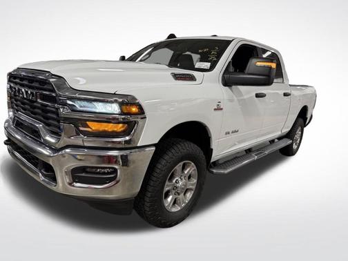 Bright White Clearcoat 2025 RAM 2500 Big Horn