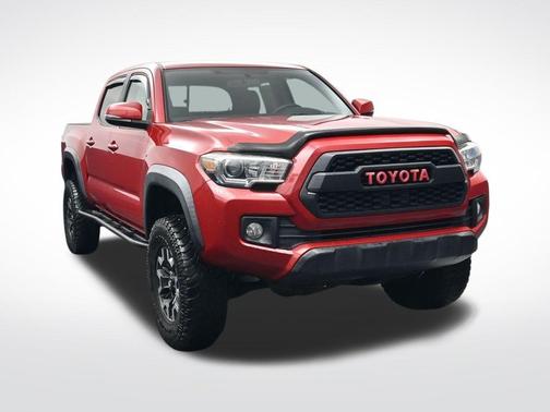 2016 Toyota Tacoma SR