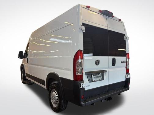 Bright White Clearcoat 2026 RAM ProMaster 2500 High Roof