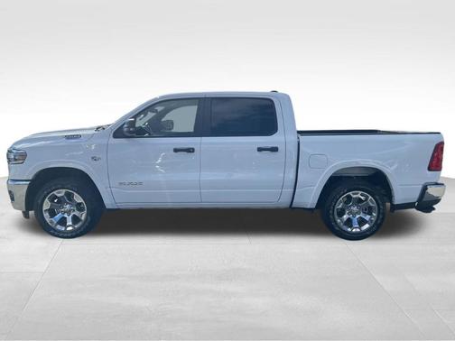 Bright White Clearcoat 2026 RAM 1500 Big Horn/Lone Star