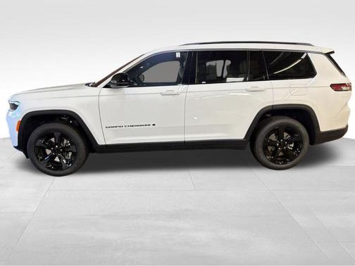 Bright White Clearcoat 2026 Jeep Grand Cherokee L Limited