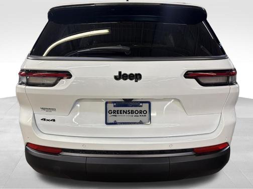 Bright White Clearcoat 2026 Jeep Grand Cherokee L Limited