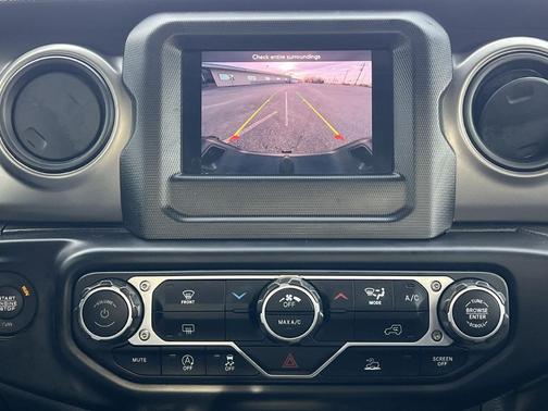 2023 Jeep Gladiator Sport