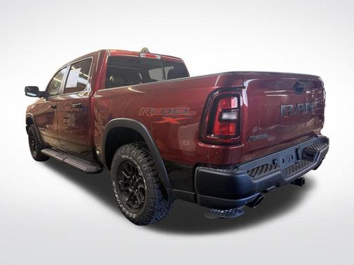 Delmonico Red Pearlcoat 2025 RAM 1500 Rebel
