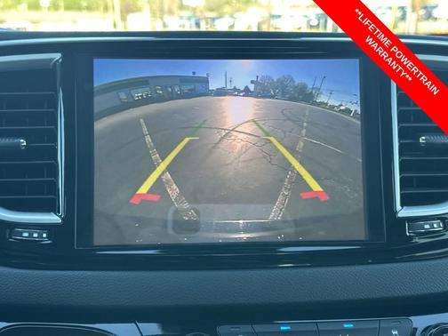 2024 Chrysler Pacifica Touring-L