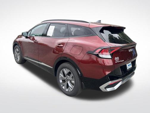 Red 2023 Kia Sportage SX