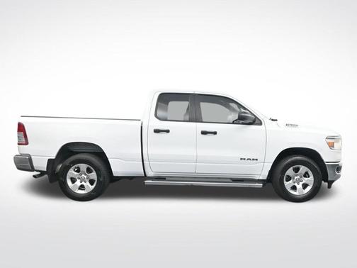 Bright White Clearcoat 2023 RAM 1500 Big Horn