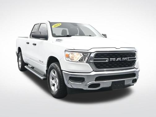 Bright White Clearcoat 2023 RAM 1500 Big Horn