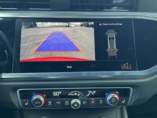 2024 Audi Q3 45 S line Premium