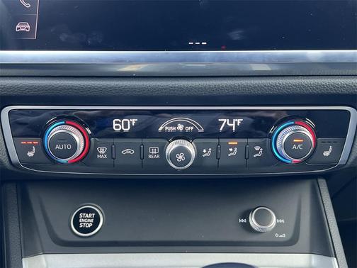 2024 Audi Q3 45 S line Premium