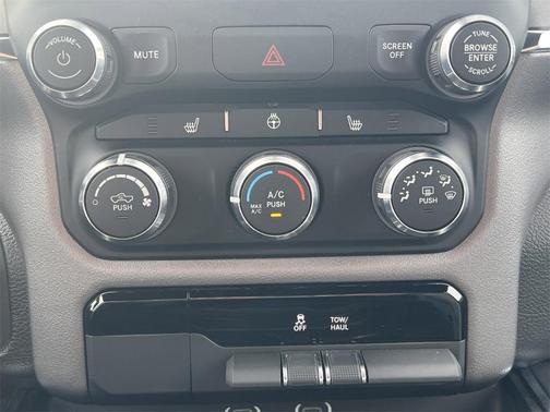 2024 RAM 1500 Big Horn/Lone Star