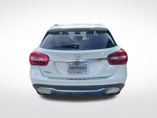 Citrus White 2018 Mercedes-Benz GLA 250 Base 4MATIC