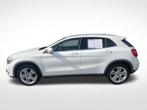 Citrus White 2018 Mercedes-Benz GLA 250 Base 4MATIC