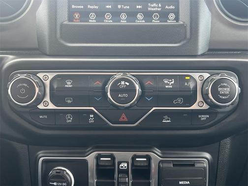 2022 Jeep Gladiator Sport