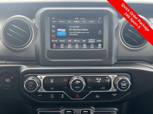 2022 Jeep Gladiator Sport