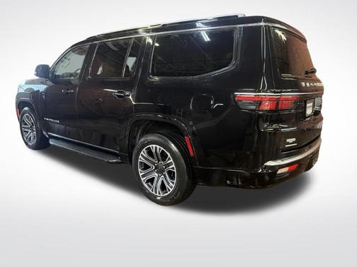 Diamond Black 2023 Jeep Wagoneer Series II