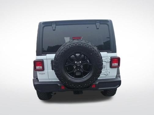 Bright White Clearcoat 2025 Jeep Wrangler Sport