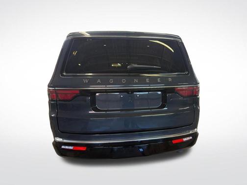 Riverrock Green 2025 Jeep Wagoneer Series III
