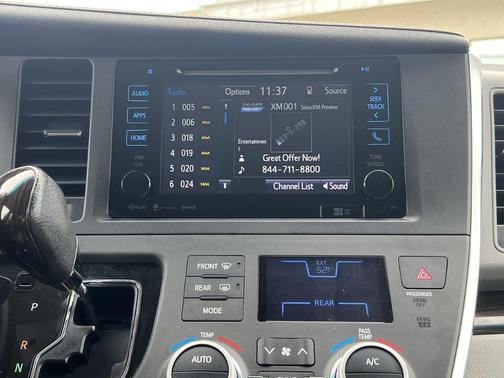 2017 Toyota Sienna L