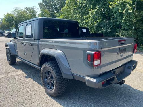 Sting Gray Clearcoat 2023 Jeep Gladiator Sport