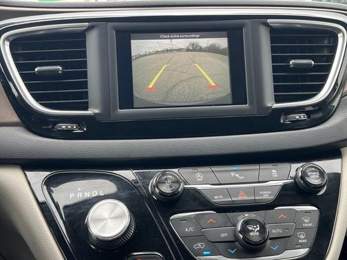 2018 Chrysler Pacifica Touring Plus