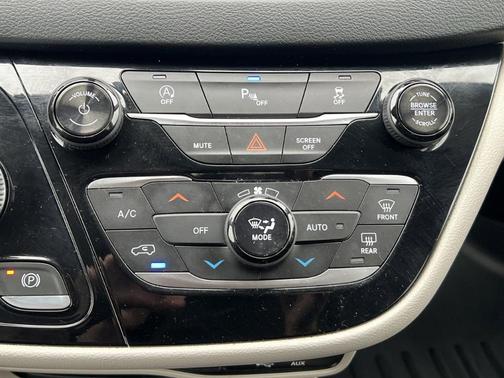 2018 Chrysler Pacifica Touring Plus