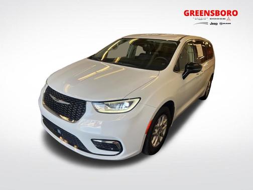 Bright White Clearcoat 2024 Chrysler Pacifica Touring-L