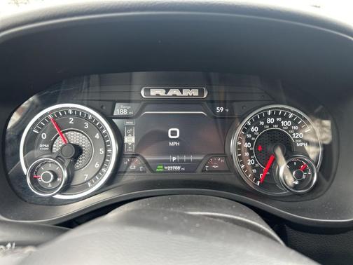 2025 RAM 1500 Big Horn/Lone Star