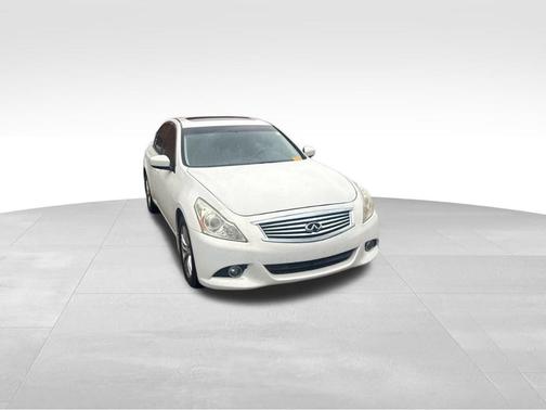 2013 INFINITI G37x Base