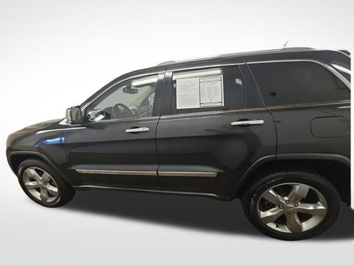 Dark Charcoal Pearlcoat 2011 Jeep Grand Cherokee Limited
